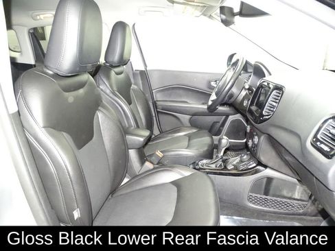 Used 2019 Jeep Compass Altitude image 13