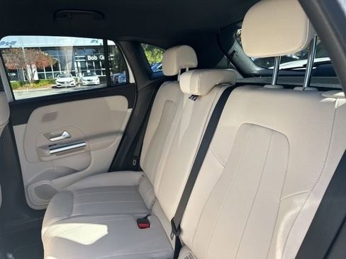 New 2025 Mercedes-Benz GLA 250 4MATIC image 20