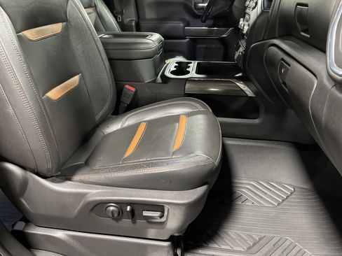 Used 2020 GMC Sierra 2500 AT4 w/ AT4 Premium Package image 15