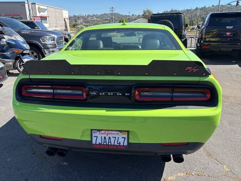 Used 2015 Dodge Challenger R/T Plus RWD image 10