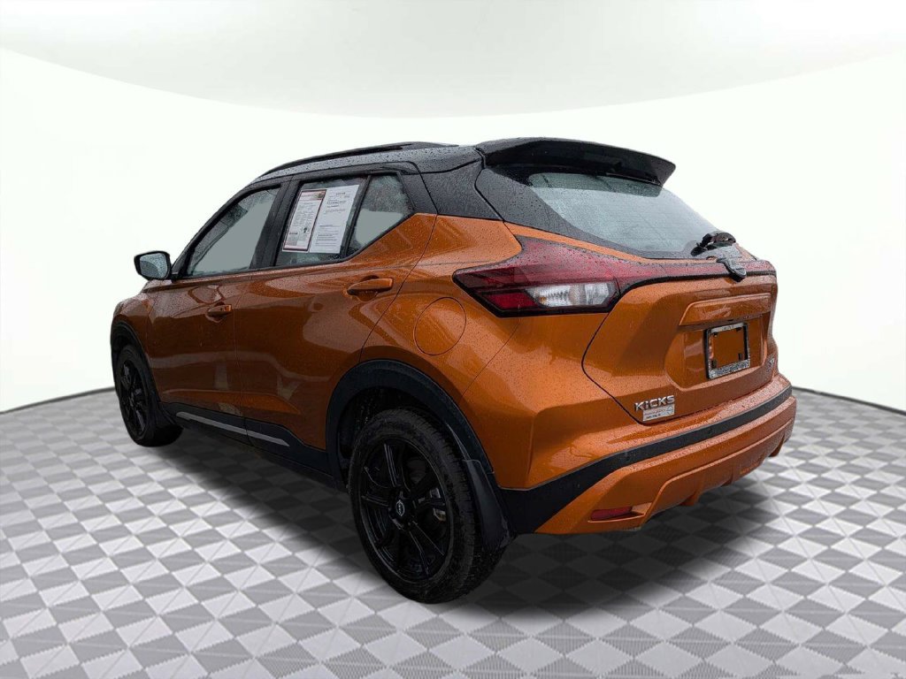 Used 2024 Nissan Kicks SR FWD image 5