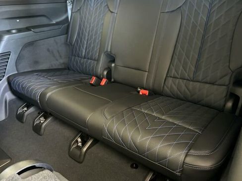 New 2025 Cadillac Escalade IQ Sport 1 w/ LPO, ONYX Package image 16