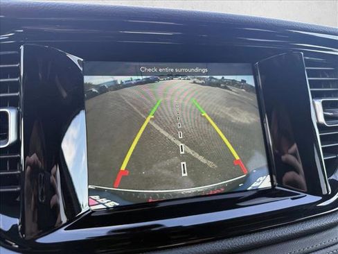 Used 2024 Dodge Durango SXT image 18