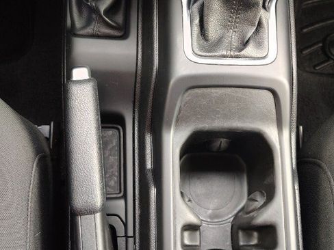 Used 2019 Jeep Wrangler Unlimited Sport S AWD/4WD image 24