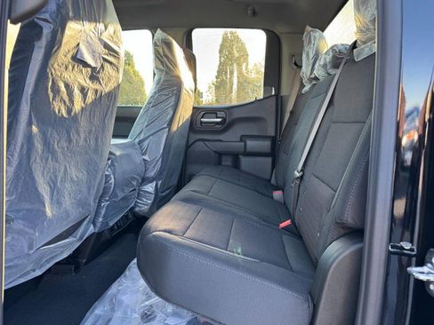 New 2026 Chevrolet Silverado 1500 Custom w/ LPO, Dark Essentials Package image 9