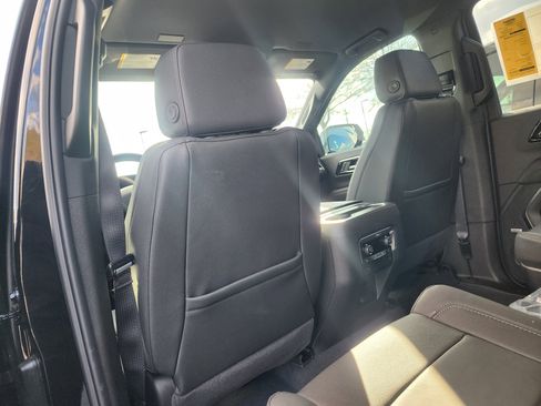 New 2026 Chevrolet Suburban LT w/ Comfort Package image 15