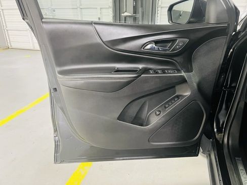Used 2020 Chevrolet Equinox Premier image 20