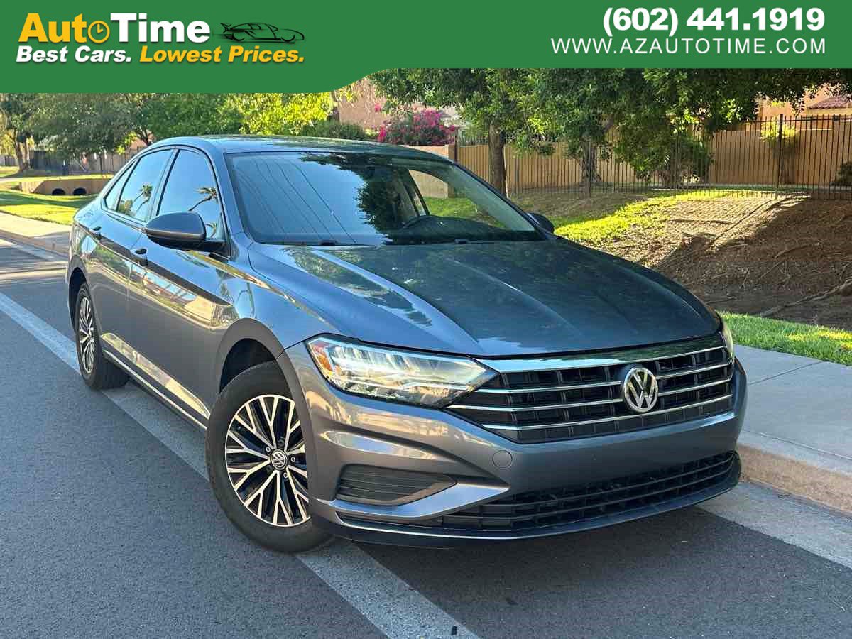 Used 2021 Volkswagen Jetta R-Line FWD image 1