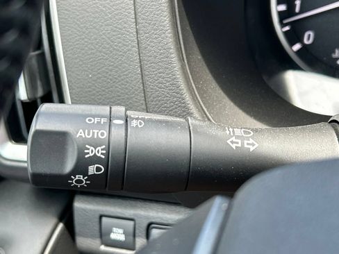 Certified 2025 Nissan Frontier SV w/ SV Convenience Package AWD/4WD image 30