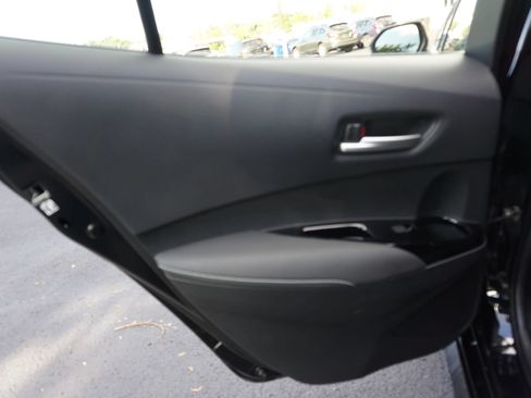 Used 2022 Toyota Corolla SE FWD image 23