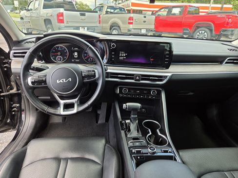 Used 2023 Kia K5 EX FWD image 12