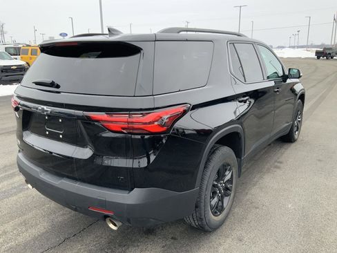 Used 2023 Chevrolet Traverse LT image 12