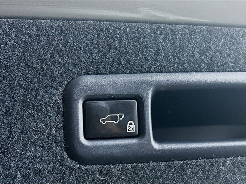 Used 2018 Lexus RX 350L FWD image 30
