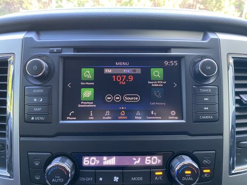 Used 2019 Nissan Titan SV w/ SV Convenience Package AWD/4WD image 26
