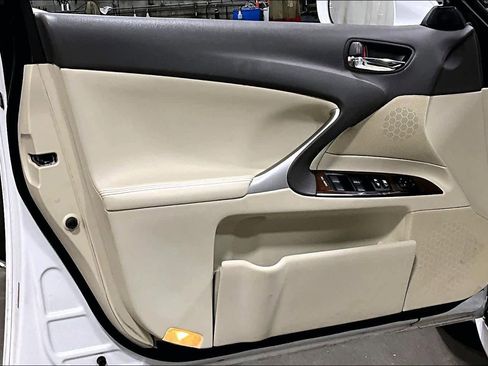 Used 2013 Lexus IS 250 AWD image 21