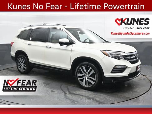 Used 2016 Honda Pilot Touring image 1