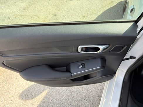 Used 2023 Acura Integra A-Spec image 24