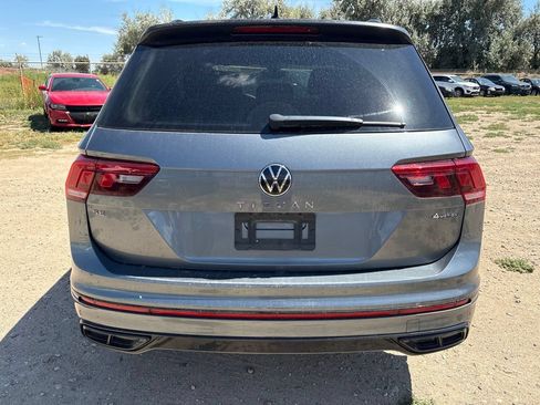 Used 2022 Volkswagen Tiguan SE R-Line AWD/4WD image 4