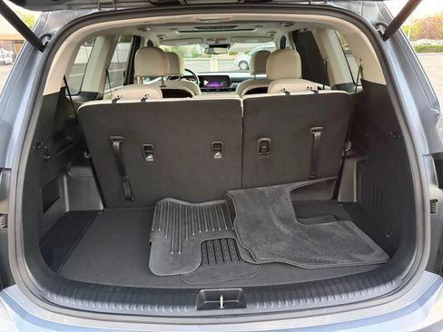 Used 2023 Kia Telluride EX w/ EX Captain's Chair Package AWD/4WD image 37