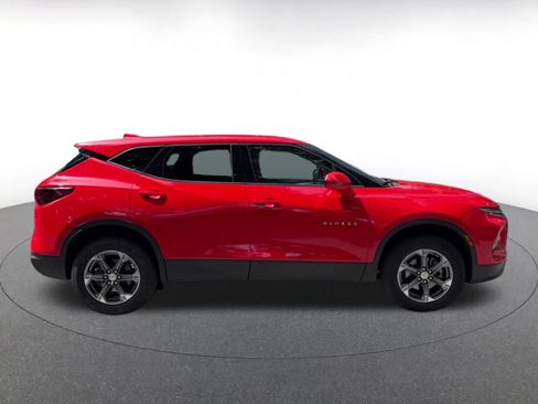 Used 2025 Chevrolet Blazer LT FWD image 16