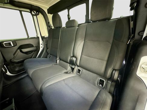 Used 2021 Jeep Gladiator Sport image 22