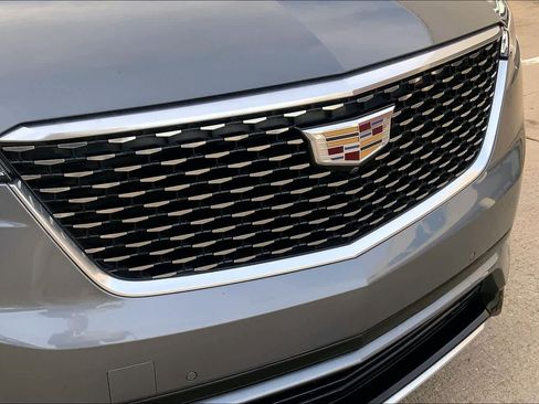 Used 2020 Cadillac XT6 Premium Luxury image 29