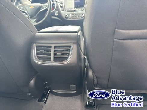 Used 2024 Chevrolet Malibu LT image 33