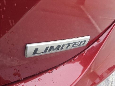 Used 2012 Hyundai Elantra Limited image 12