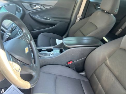 Used 2023 Chevrolet Malibu LT FWD image 19