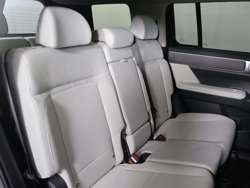 Certified 2024 Hyundai Santa Fe SE AWD/4WD image 29