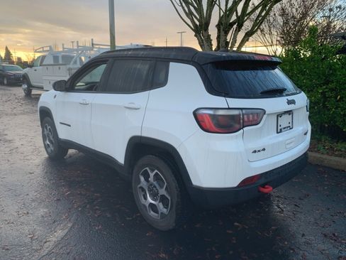 Certified 2022 Jeep Compass Trailhawk image 2