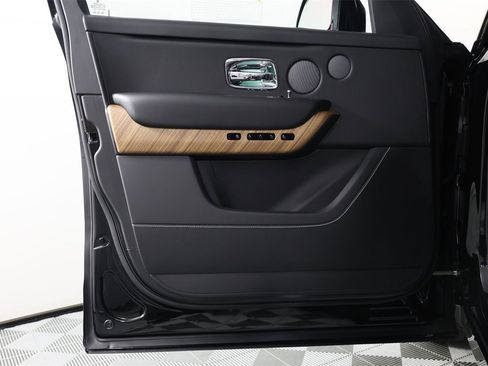 New 2026 Rolls-Royce Cullinan image 20