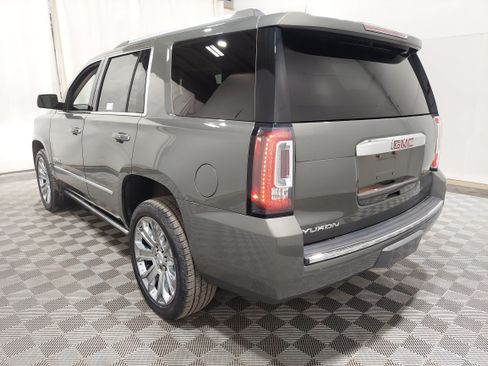 Used 2018 GMC Yukon Denali AWD/4WD image 2