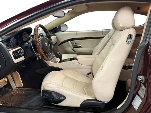 Used 2012 Maserati GranTurismo S image 11