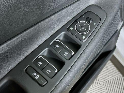 Certified 2023 Hyundai Santa Fe SEL image 17