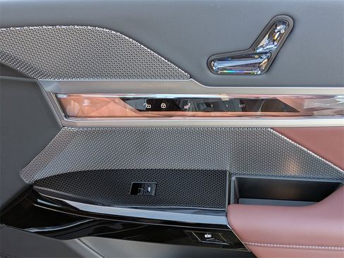 New 2026 BMW 740i 740i image 13