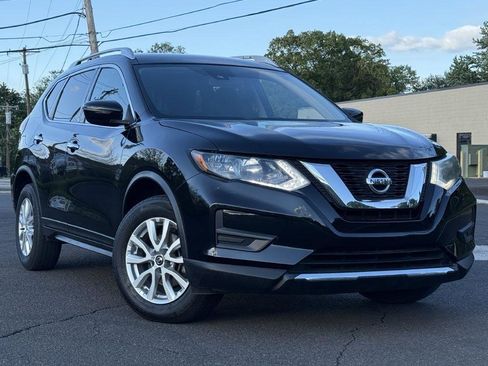 Used 2020 Nissan Rogue SV AWD/4WD image 2