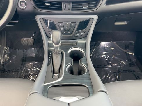 Used 2020 Buick Envision Essence w/ LPO, Cargo Package image 17