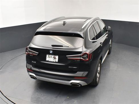 Used 2022 BMW X3 xDrive30i w/ Convenience Package image 17