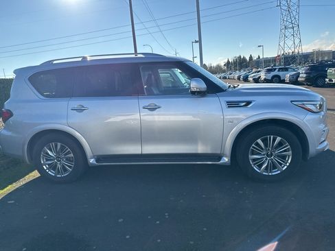 Used 2019 INFINITI QX80 Luxe image 4