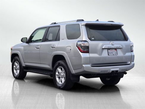 Used 2021 Toyota 4Runner SR5 Premium image 6