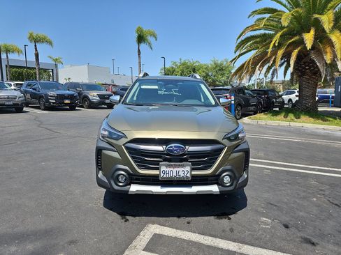 Used 2024 Subaru Outback Touring AWD/4WD image 12