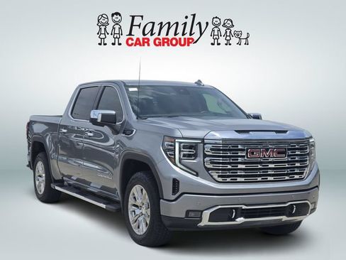 Used 2026 GMC Sierra 1500 Denali w/ Technology Package AWD/4WD image 2