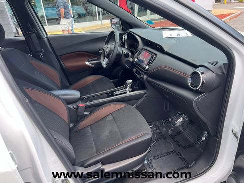 Used 2023 Nissan Kicks SR FWD image 22