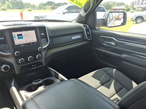 Used 2022 RAM 1500 Big Horn AWD/4WD image 13