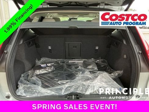 New 2026 Volvo XC40 B5 Plus w/ Protection Package Premier AWD/4WD image 13