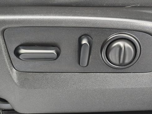Used 2021 Chevrolet Silverado 1500 LT Trail Boss w/ Bed Protection Package AWD/4WD image 37