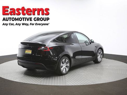 Used 2021 Tesla Model Y Long Range image 39