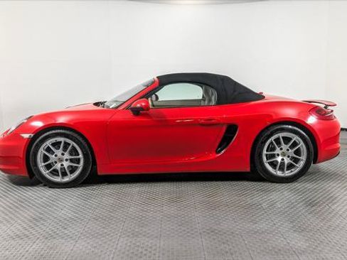 Used 2015 Porsche Boxster RWD image 30