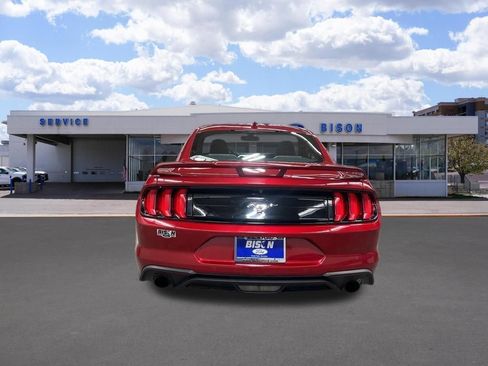Used 2020 Ford Mustang Premium image 4